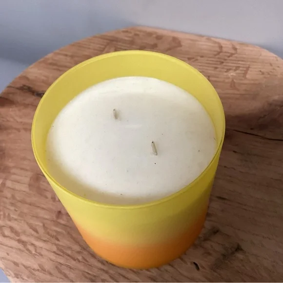 🟠 Lumalight - Sunshine & Pineapples scented candle - Never Used - Like New 16 oz - Picture 5 of 9